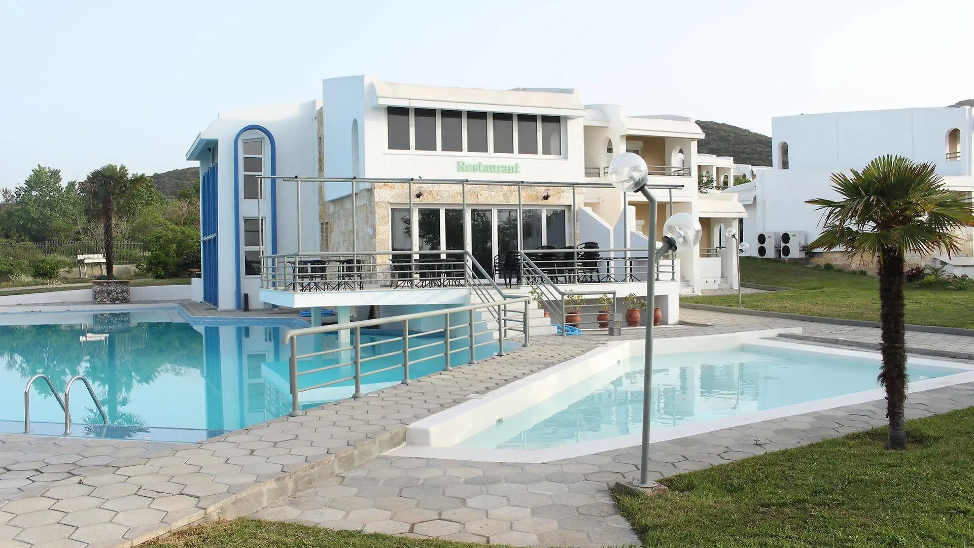Skion Palace Beach Hotel-Bungalows & Boutique Hotel Nea Skioni